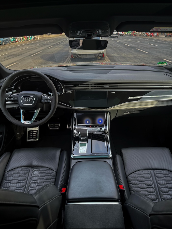 Audi RSQ8 Interieur